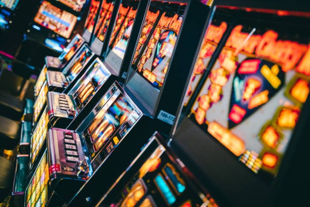 Capsa Banting live dealer table on kakap69 slot with multilingual chat interface